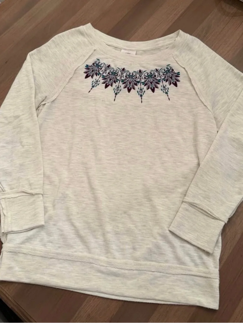 Universal Thread Cream Sweatshirt with Purple & Teal Embroidery